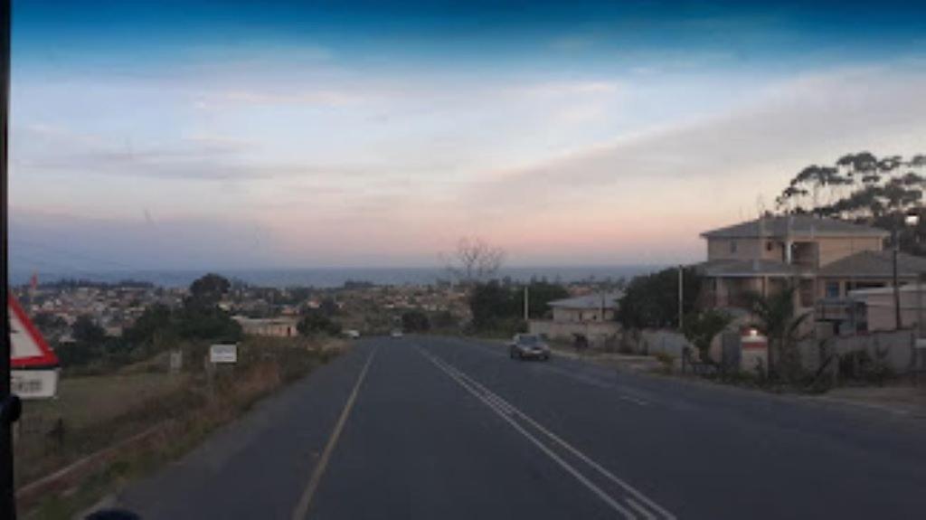 Emampingeni Lodge Bizana Εξωτερικό φωτογραφία