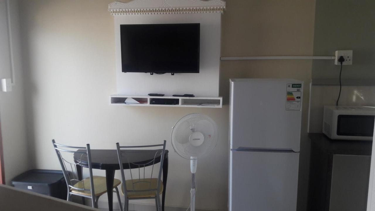 Emampingeni Lodge Bizana Εξωτερικό φωτογραφία